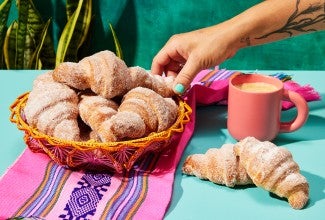 Bigotes de Azúcar (Sugared Mustaches)