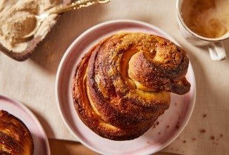 Faux-Laminated Maple Brioche Buns 