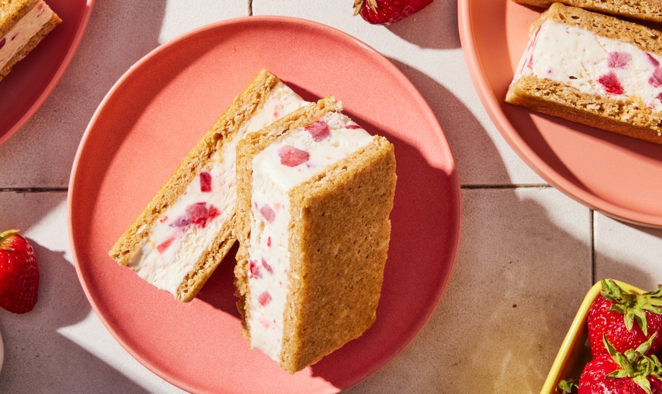 Homemade Strawberry Ice Cream Sandwiches