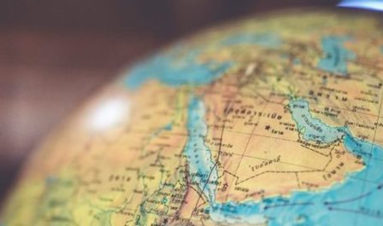 Brief snapshot of a globe