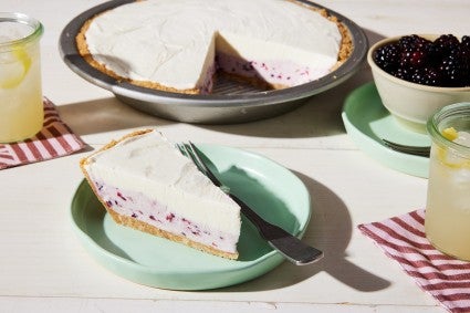 No-Churn Frozen Yogurt Pie 