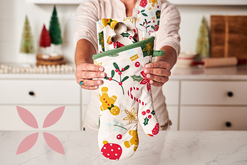 Gingerbread Oven Mitt Gift Set